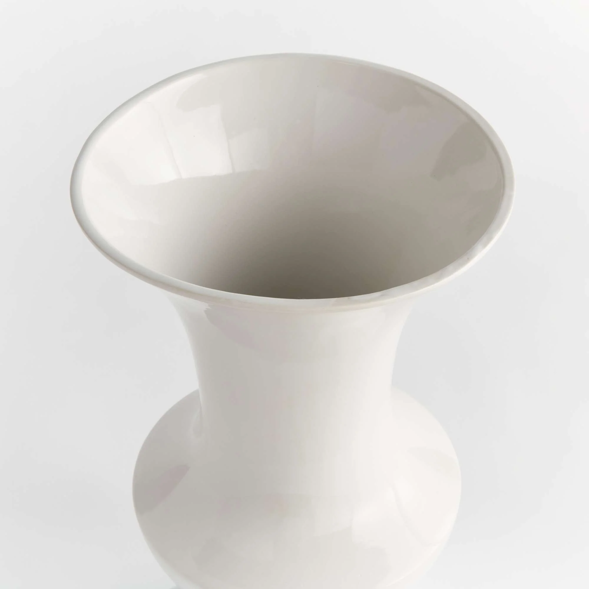 ANTOINETTE FOOTED VASE LARGE - Image 4