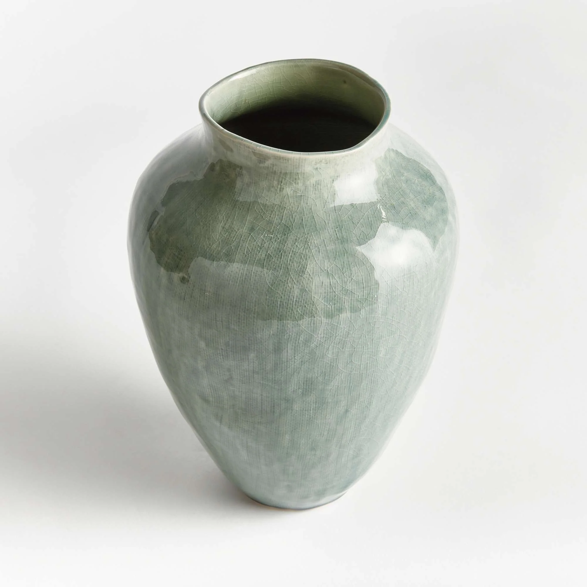 BARCLAY BUTERA OJAI VASE SMALL - Image 3