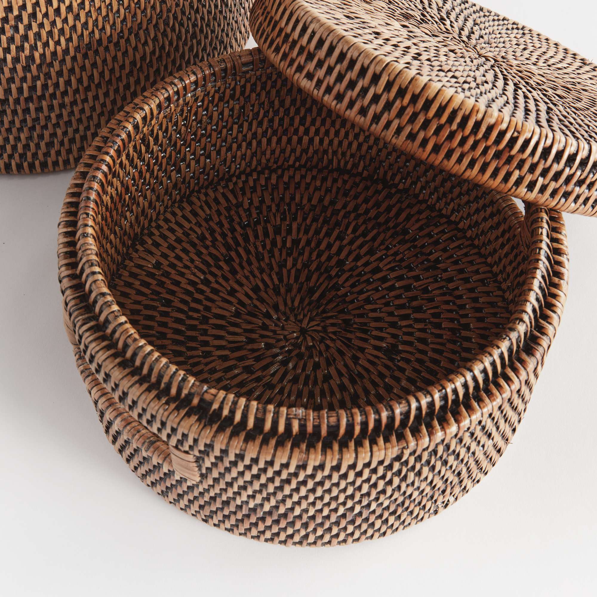BURMA RATTAN ROUND LIDDED BOXES, SET OF 2 - Image 3
