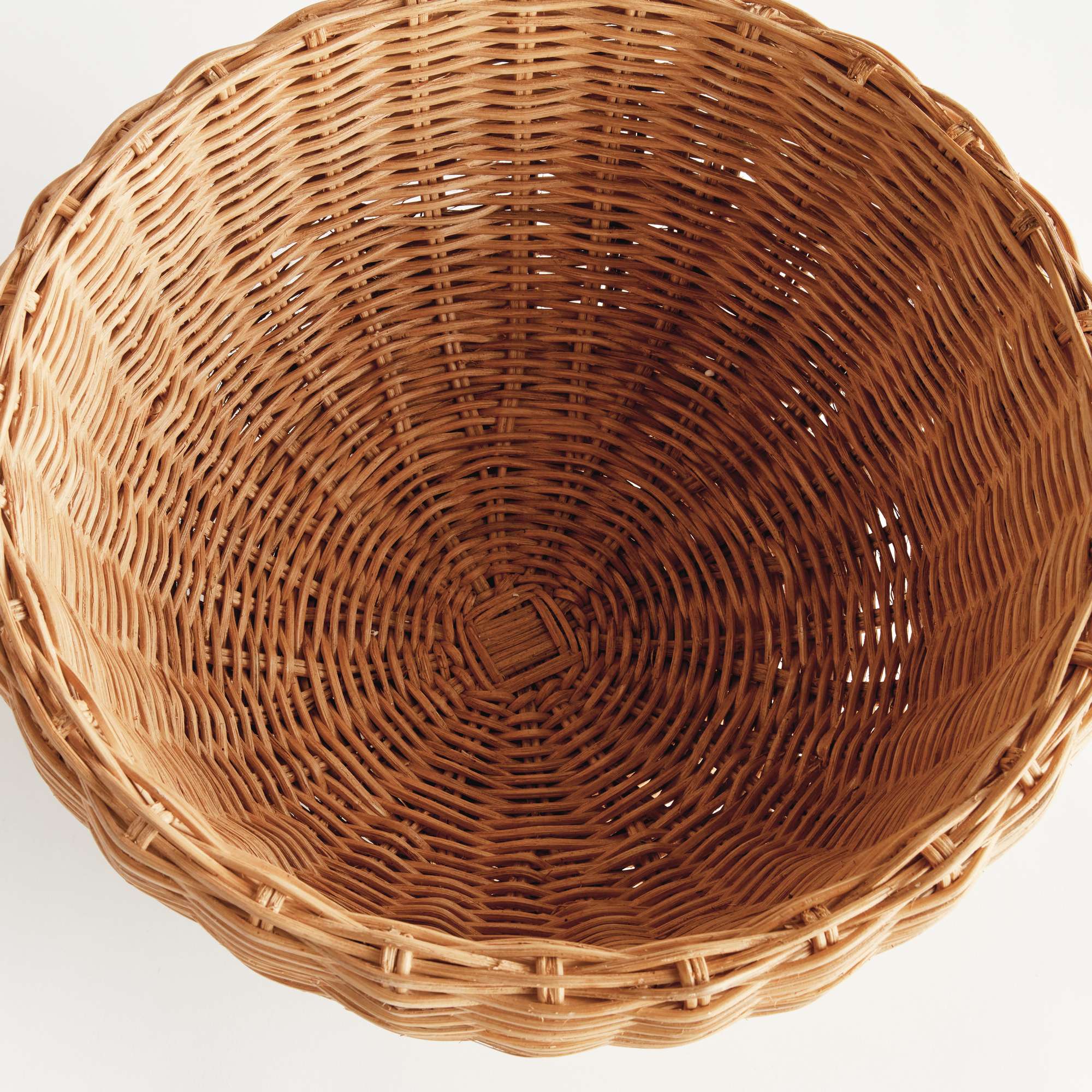 CHARLESTON RATTAN FOOTED BOWL SMALL - Image 3