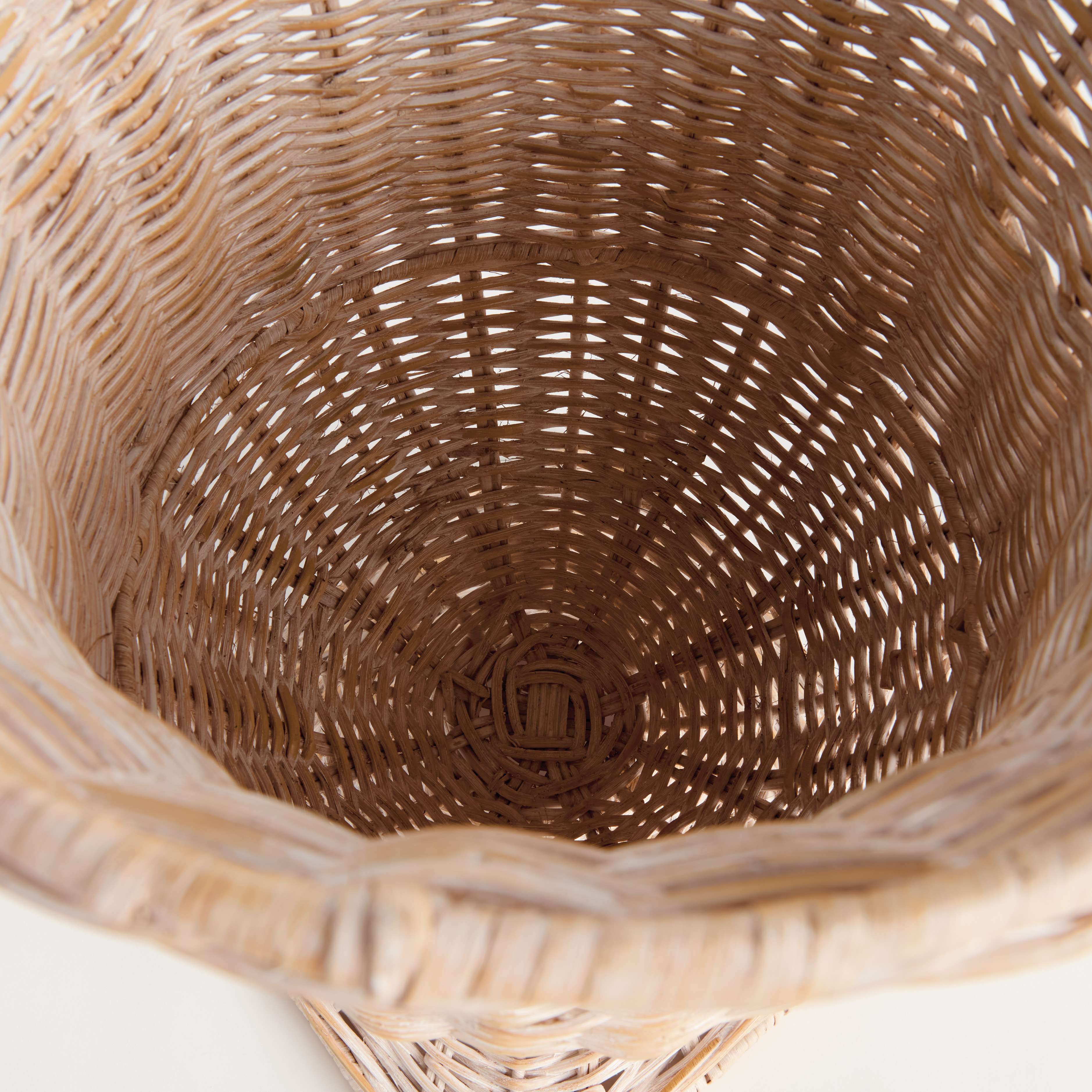 CHESAPEAKE RATTAN FOOTED URN NARROW - Image 3