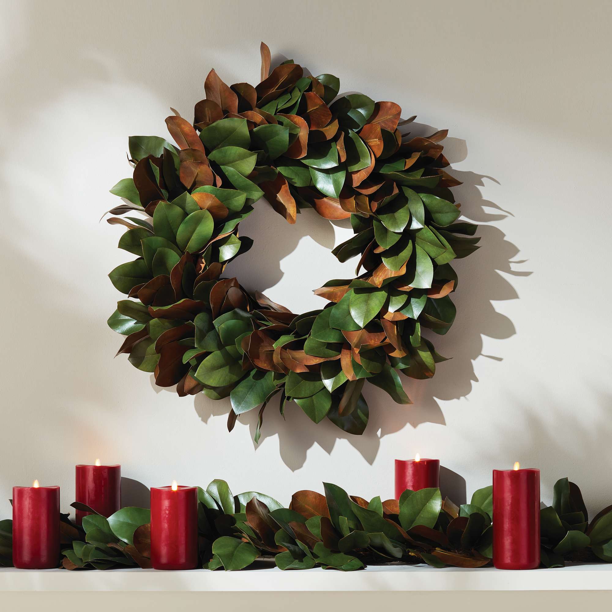 GRAND MAGNOLIA LEAF WREATH 24" - Image 7