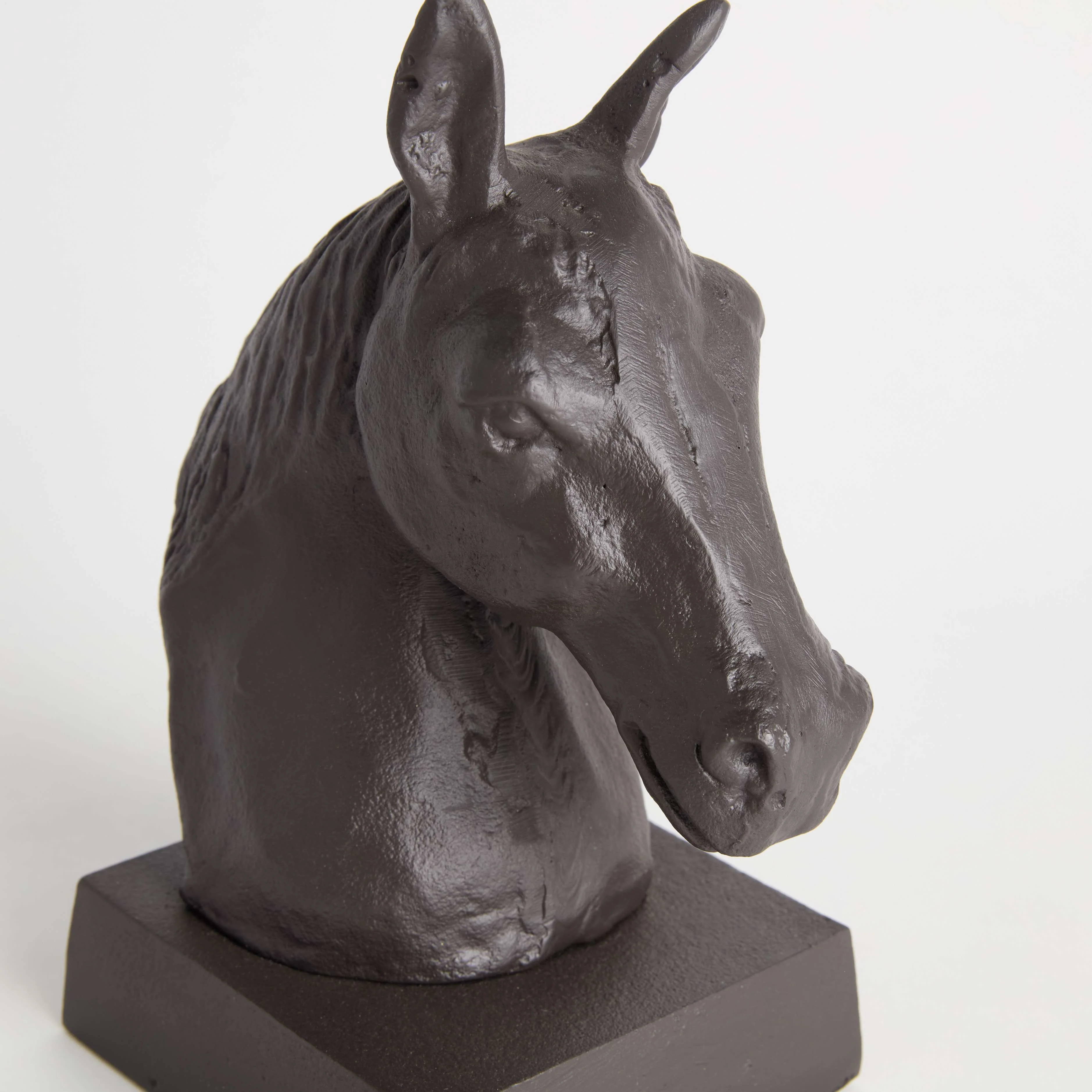 HORSE HEAD SCULPTURE - Image 3