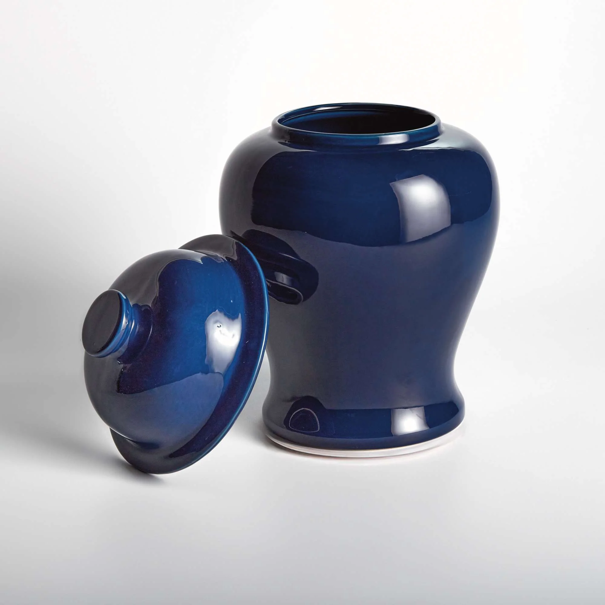 KOA WIDE LIDDED GINGER JAR SMALL - Image 4