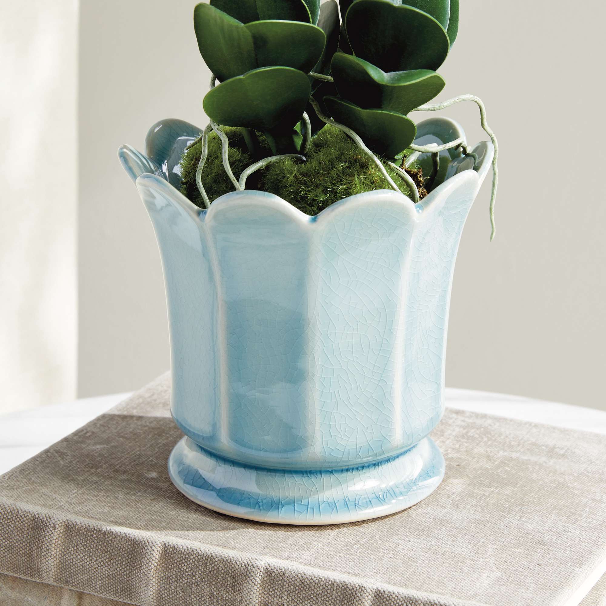 MALINE FOOTED POT SMALL - Image 6
