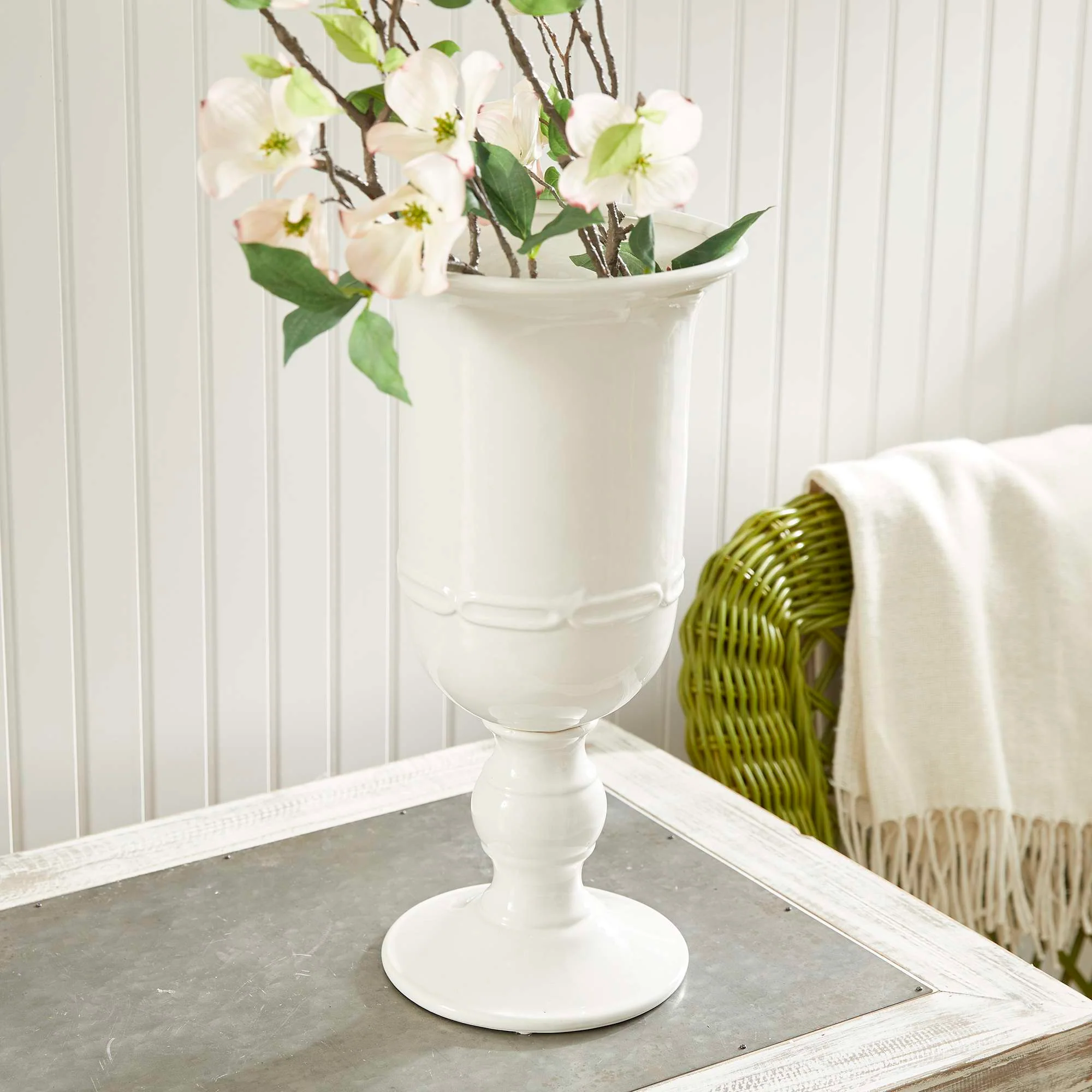 MIRABELLE PETITE PEDESTAL URN - Image 6
