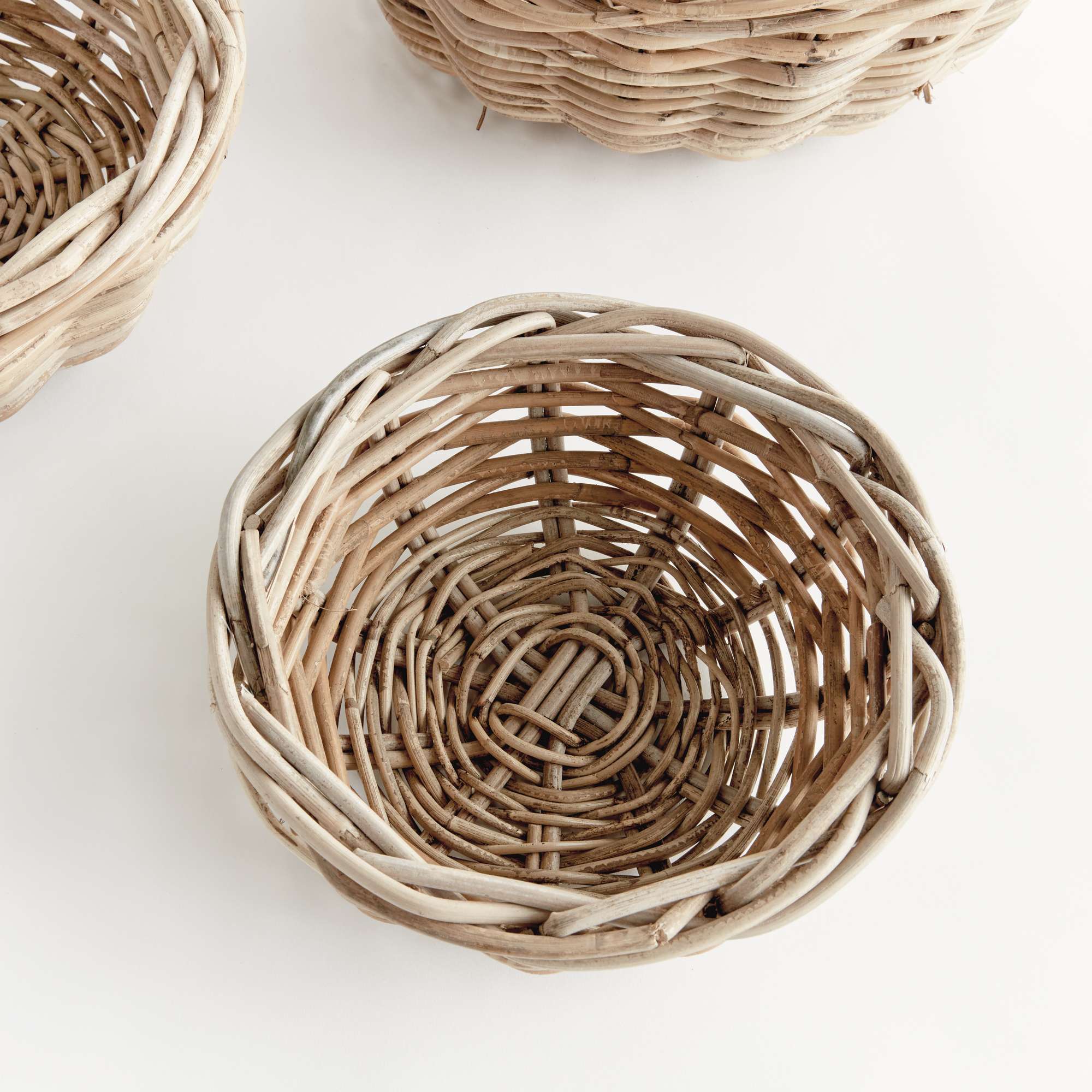 NORMANDY LOW BOWLS, SET OF 3 - Image 3