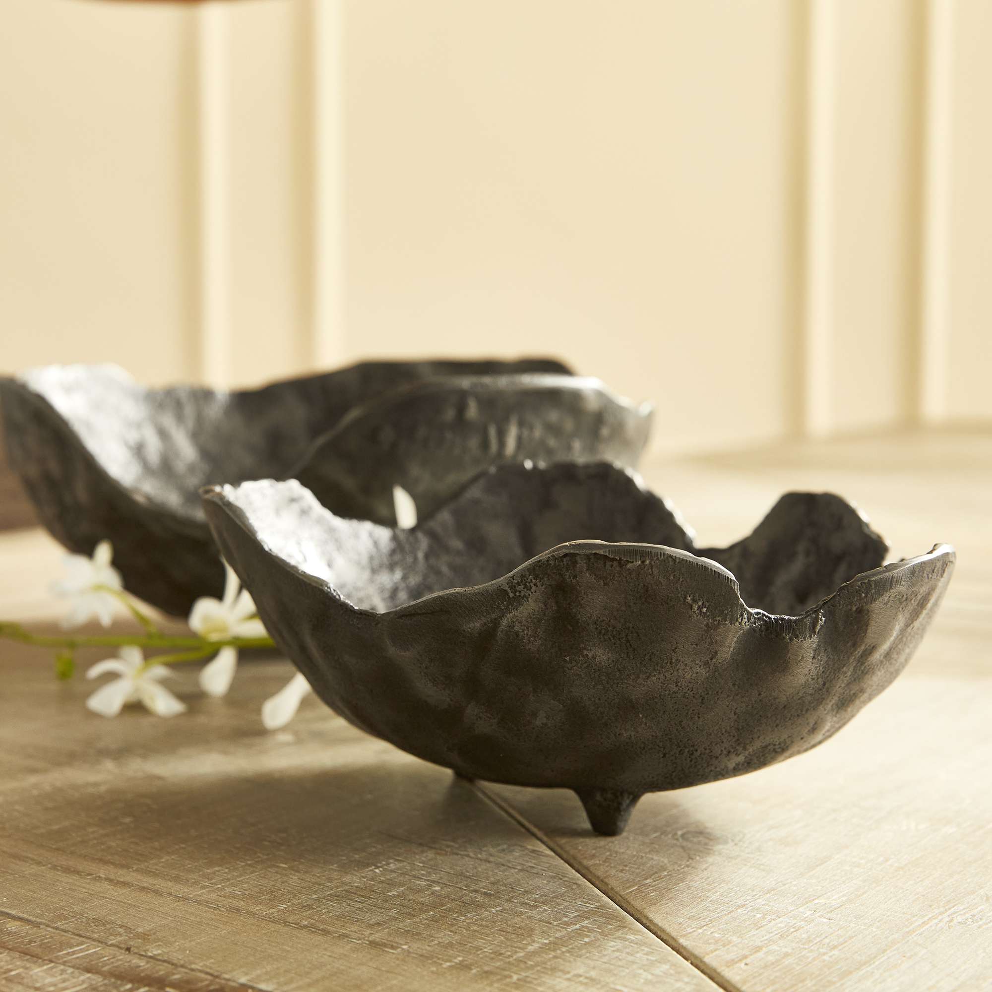 ROLAND ORGANIC DECORATIVE BOWLS, SET OF 2 - Image 6